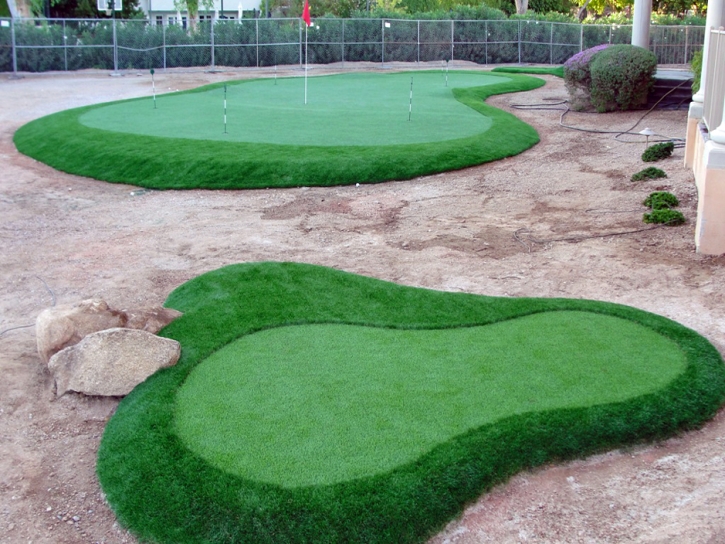 Golf Putting Greens Canyon Lake Texas Fake Grass Front Yard