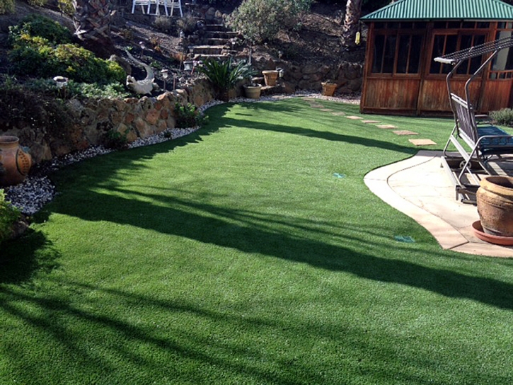 Synthetic Grass Bremond Texas Lawn Pavers Back Yard