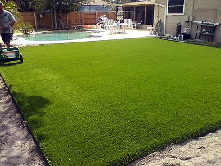 Synthetic Grass Falls City Texas Lawn Summer Pools Back