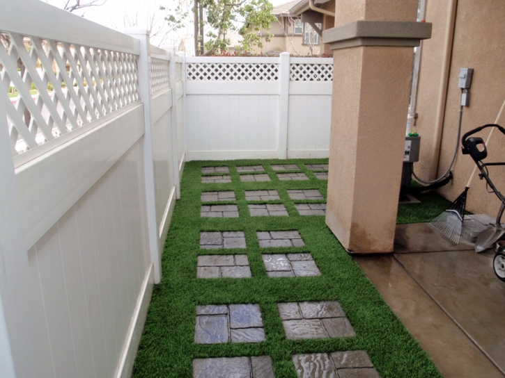 Synthetic Turf Evant Texas Lawn Pavers Back Yard