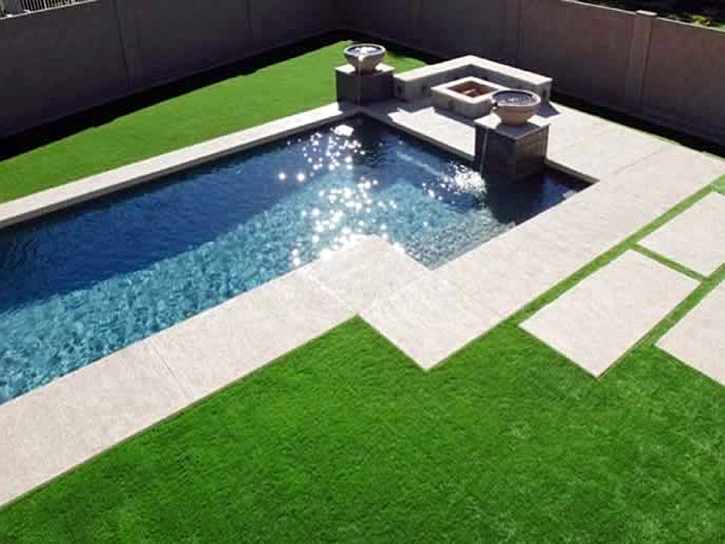 Synthetic Turf Live Oak Texas Landscape Swimming Pools