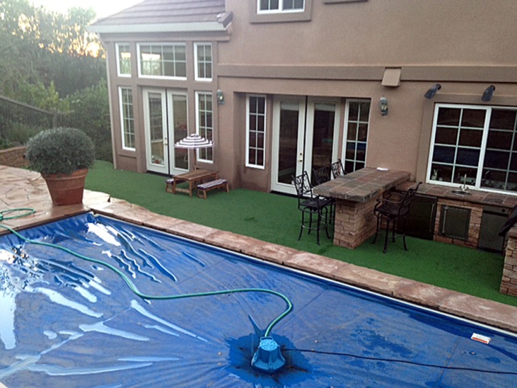 Synthetic Turf Nesbitt Texas Landscape Swimming Pools Back