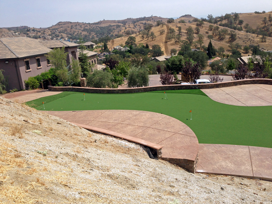 Golf Putting Greens Briarcliff Texas Artificial Turf Back